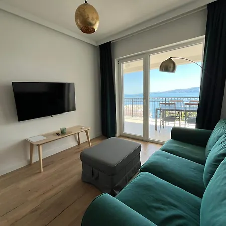 Apartment Kamelias 3 Minuty Peso Od Mora Povile