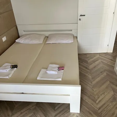 Apartman Kamelias 3 Minuty Peso Od Mora Povile