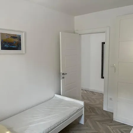 Kamelias 3 Minuty Peso Od Mora