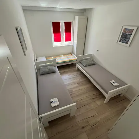 Kamelias 3 Minuty Peso Od Mora Apartman *