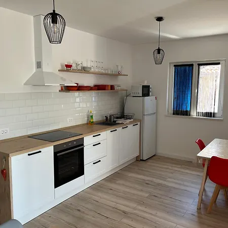 Kamelias 3 Minuty Peso Od Mora *