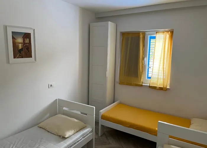 Kamelias 3 Minuty Peso Od Mora